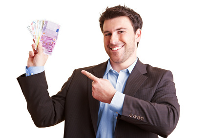 Kredite für Selbständige - altersvorsorge banknote brünett business erfolg euro europäer finanzen finanzierung finger freisteller freude fächer geld geldschein geldscheine geschäftsmann gesicht gewinn gewinnen glücklich günstig halten jung kopf kredit lachen manager mann mensch männlich person portrait reichtum rente scheine sicherheit sparen sparsamkeit strahlen student studioaufnahme tragen vorsorge vorsorgen wirtschaft zeigefinger zeigen überraschung.