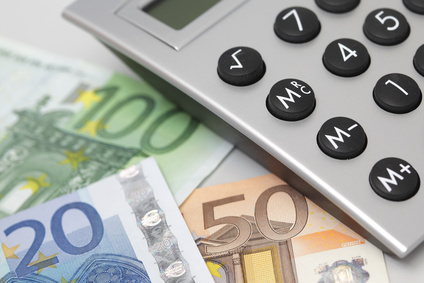 Kleinkredit - abrechnung addieren berechnung bilanz bon brutto buchhaltung business büro dividieren euro euroscheine finanzen geld geschäft investieren investition investment kalkulation kalkulieren kapital kassenrolle multiplizieren netto papier papierrolle profit rechnen rechner rolle subtrahieren summe taschenrechner tippen tischrechner umsatz zahlen.