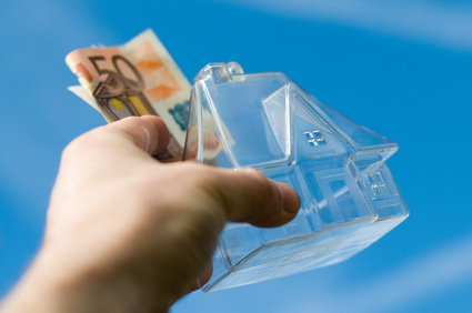 Klimafreundliche Kredite steigern die Energieeffizienz im Bestand und bei Neubauten - aktien appartement architekt architektur bank bauen baugeld bausparen bausparkasse bausparvertrag bauträger beratung blau börse darlehn eigenheim eigenheimzulage einfamilienhaus erfolg euro euroscheine familie fenster ferien ferienhaus feuerversicherung finanzberater finanzen finanzierung frühling geld gemeinsam glück glücklich gründen hand handwerker haus hausbau hausratversicherung heim himmel hotel idee immobilie immobilien irreal kinder konzept kredit leben lebensversicherung life lotto lottogewinn natu.